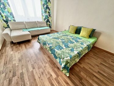 56 м², 2-комнатная квартира 2 500 ₽ в сутки - изображение 20