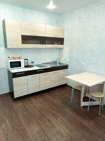 20 м², квартира-студия 1 700 ₽ в сутки - изображение 21