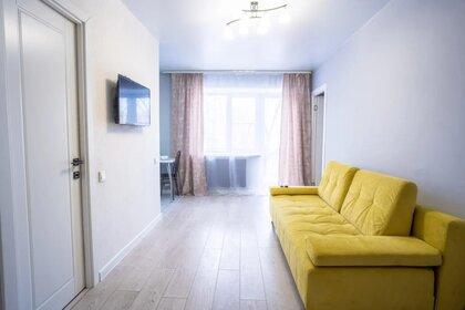 74 м², 3-комнатная квартира 2 999 ₽ в сутки - изображение 58