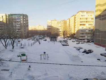 Купить 4-комнатную квартиру с большой кухней в районе Центральный в Челябинске - изображение 12