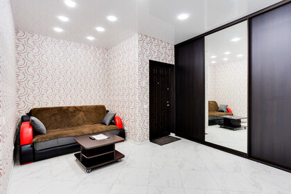 70 м², 3-комнатная квартира 4 500 ₽ в сутки - изображение 62