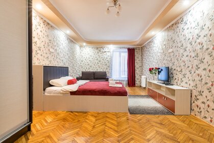 80 м², 3-комнатная квартира 4 490 ₽ в сутки - изображение 82