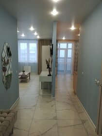 40 м², 1-комнатная квартира 2 300 ₽ в сутки - изображение 96