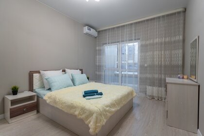 72 м², 2-комнатная квартира 2 500 ₽ в сутки - изображение 135