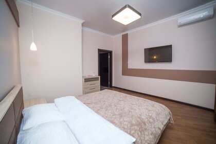 60 м², 1-комнатная квартира 3 000 ₽ в сутки - изображение 60