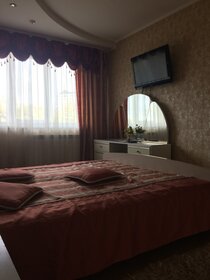 35 м², 1-комнатная квартира 3 220 ₽ в сутки - изображение 95