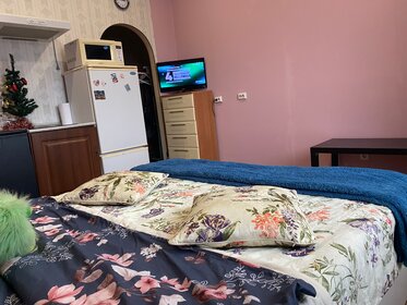 25 м², квартира-студия 1 700 ₽ в сутки - изображение 70