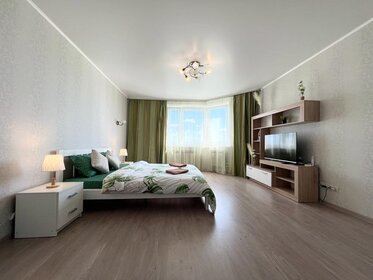 23 м², 1-комнатная квартира 2 300 ₽ в сутки - изображение 31