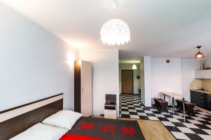 45 м², 1-комнатная квартира 1 600 ₽ в сутки - изображение 105