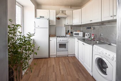 Купить однокомнатную квартиру с ремонтом в районе Красногвардейский в Санкт-Петербурге и ЛО - изображение 44
