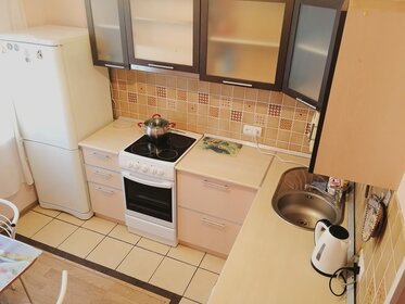 45 м², 2-комнатная квартира 2 500 ₽ в сутки - изображение 64