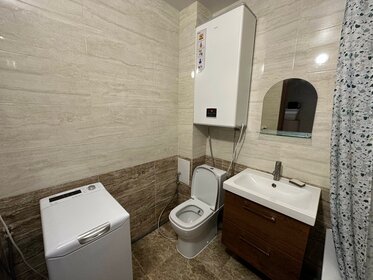 42,1 м², 2-комнатная квартира 2 200 ₽ в сутки - изображение 72