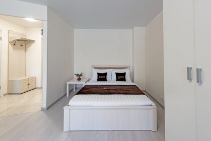 35,1 м², 1-комнатная квартира 2 500 ₽ в сутки - изображение 93