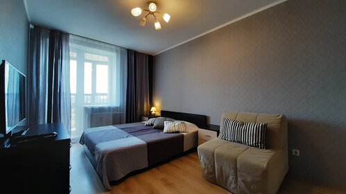 37 м², 1-комнатная квартира 2 200 ₽ в сутки - изображение 12