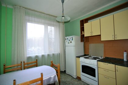 32 м², 1-комнатная квартира 2 400 ₽ в сутки - изображение 5
