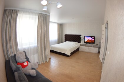 72 м², 2-комнатная квартира 3 800 ₽ в сутки - изображение 72