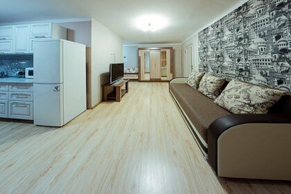 46 м², 2-комнатная квартира 2 800 ₽ в сутки - изображение 92