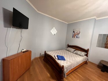 60 м², 1-комнатная квартира 1 700 ₽ в сутки - изображение 13