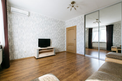 53 м², 1-комнатная квартира 2 490 ₽ в сутки - изображение 67