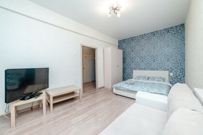 50 м², 2-комнатная квартира 3 200 ₽ в сутки - изображение 7