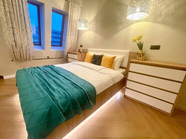 60 м², 2-комнатная квартира 6 885 ₽ в сутки - изображение 9