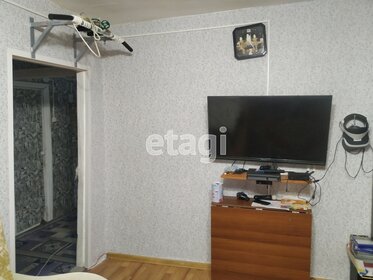 Купить квартиру с балконом и с большой кухней в Астраханской области - изображение 5