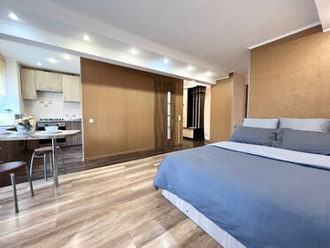 57 м², 2-комнатная квартира 2 500 ₽ в сутки - изображение 74