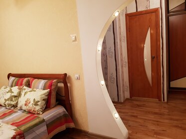 40 м², 1-комнатная квартира 2 200 ₽ в сутки - изображение 69