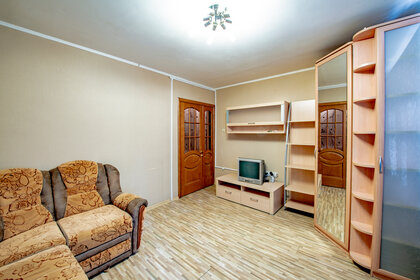 44,5 м², 2-комнатная квартира 2 500 ₽ в сутки - изображение 40