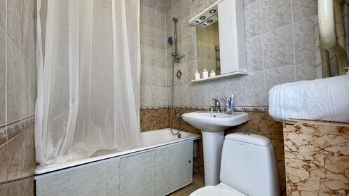 35 м², 1-комнатная квартира 2 500 ₽ в сутки - изображение 108