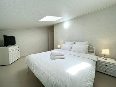 75 м², 2-комнатная квартира 2 500 ₽ в сутки - изображение 65