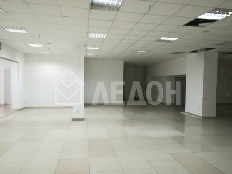 180 м², помещение свободного назначения 135 000 ₽ в месяц - изображение 1