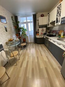 Купить трехкомнатную квартиру с большой кухней у метро Парнас (синяя ветка) в Санкт-Петербурге и ЛО - изображение 32