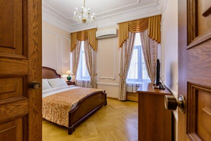 65 м², 2-комнатная квартира 4 100 ₽ в сутки - изображение 97