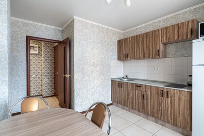 40 м², 1-комнатная квартира 2 200 ₽ в сутки - изображение 49