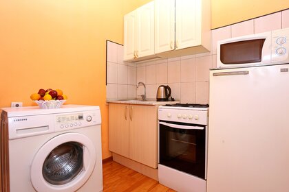 42 м², 2-комнатная квартира 2 300 ₽ в сутки - изображение 60