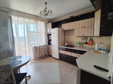 45 м², 1-комнатная квартира 2 375 ₽ в сутки - изображение 49