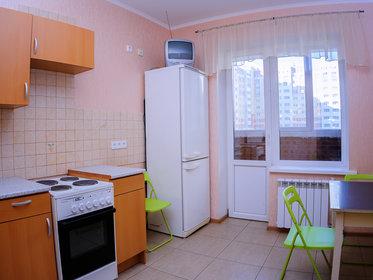 56 м², 1-комнатная квартира 2 500 ₽ в сутки - изображение 36