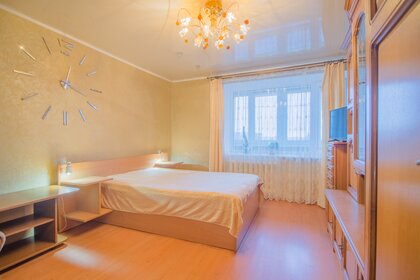 32 м², 1-комнатная квартира 2 300 ₽ в сутки - изображение 72