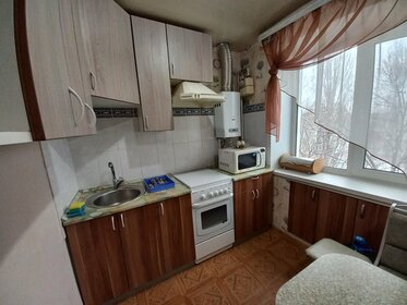 64 м², 3-комнатная квартира 1 800 ₽ в сутки - изображение 34