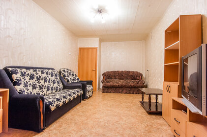 45 м², 2-комнатная квартира 2 990 ₽ в сутки - изображение 75