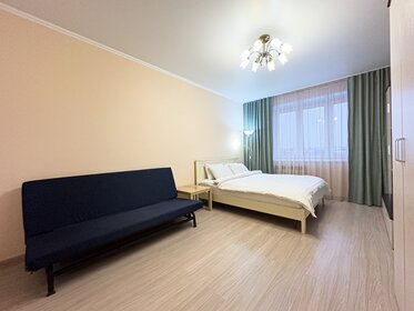 45 м², 1-комнатная квартира 2 450 ₽ в сутки - изображение 30