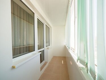 65 м², 2-комнатная квартира 2 490 ₽ в сутки - изображение 36
