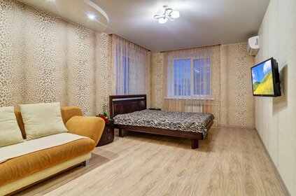 55 м², 1-комнатная квартира 2 000 ₽ в сутки - изображение 46