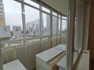 Купить 4-комнатную квартиру в сталинке в районе Выборгский в Санкт-Петербурге и ЛО - изображение 31