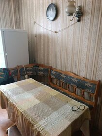 Купить двухкомнатную квартиру в брежневке в районе Калининский в Санкт-Петербурге и ЛО - изображение 36