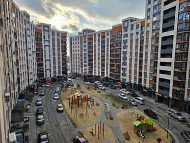 Купить трехкомнатную квартиру в кирпично-монолитном доме в Москве и МО - изображение 6