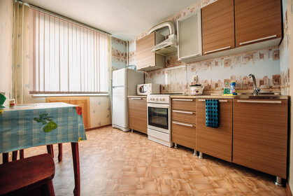 43 м², 1-комнатная квартира 1 600 ₽ в сутки - изображение 87