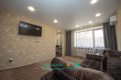 55 м², 2-комнатная квартира 2 500 ₽ в сутки - изображение 24