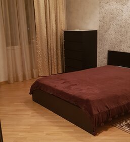 52 м², 1-комнатная квартира 2 500 ₽ в сутки - изображение 68